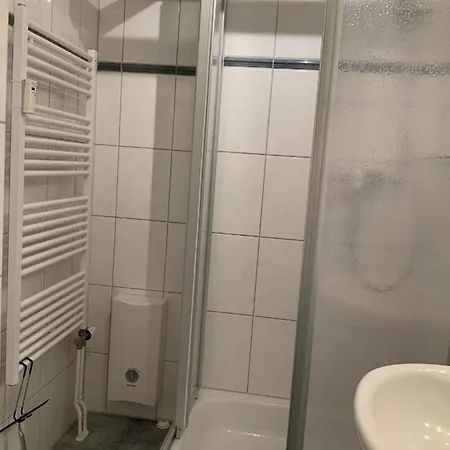 Friedensstra_e 41 10 * Zingst